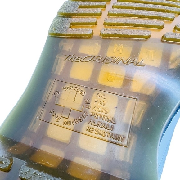 NEW Dr. Martens Softy T Leather Lace-Up Boot White Womens Size 11 1460/25057 New - Picture 7 of 9